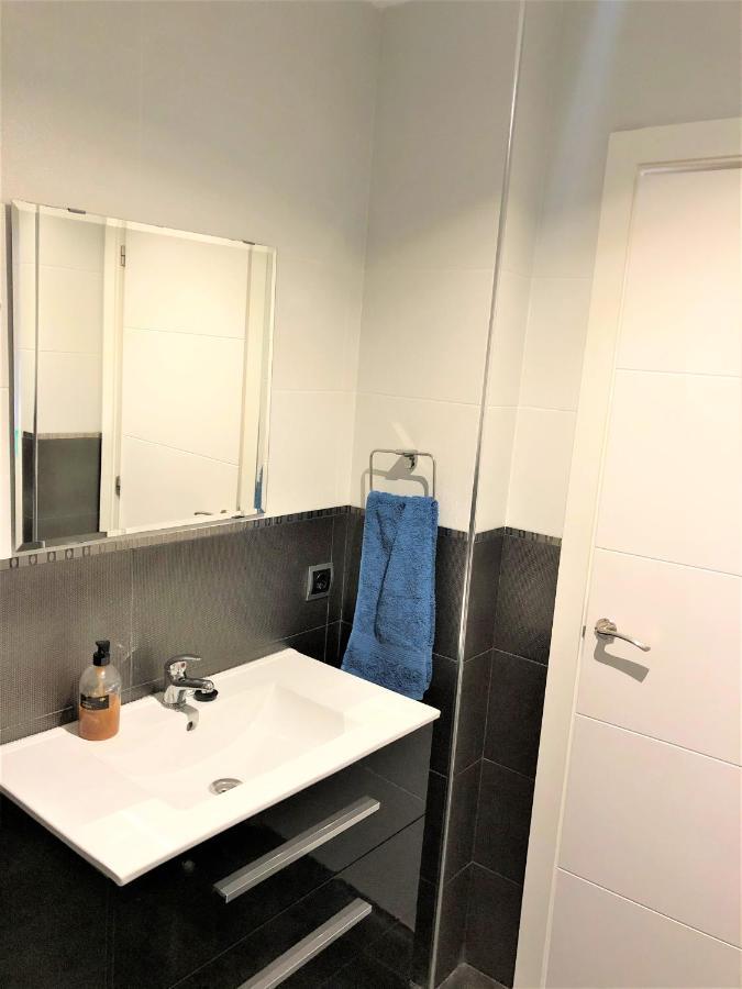 Precioso Apartamento Frente Al Mar Benalbeach Lejlighed *
